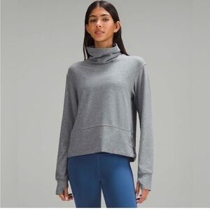 Lululemon Ready To Rulu Fleece Pullover Waist Length Sweatshirt Turtleneck Grey